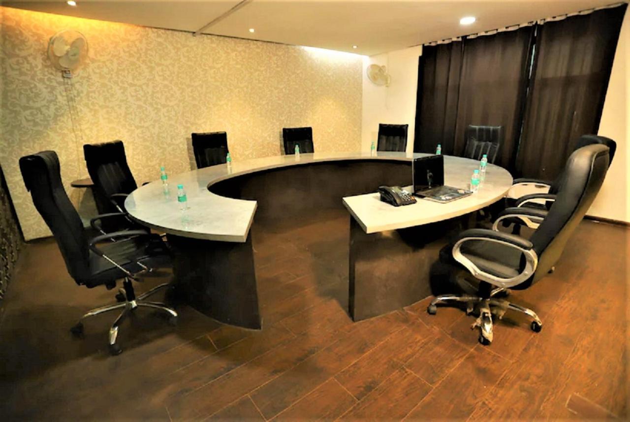 Hotel Arch International New Delhi Ngoại thất bức ảnh